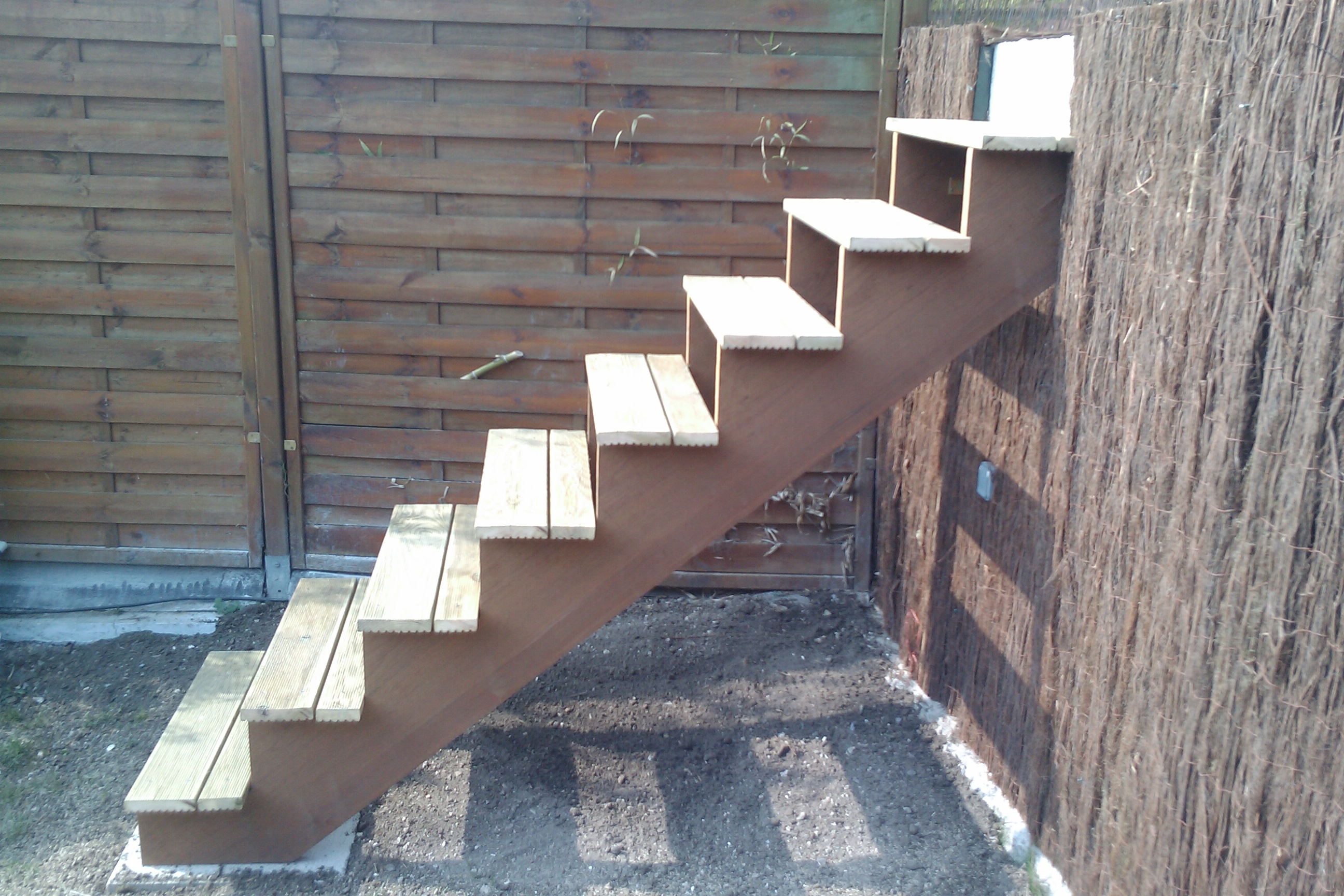 comment construire escalier exterieur bois